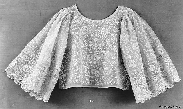 White Lace Blouse – Elegant Lightweight Top for Women